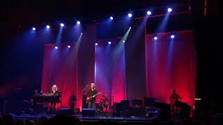 Lindsey Buckingham & Christine McVie - Red Sun