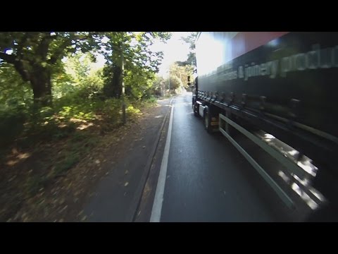 MX64BLK - HGV Overtake, Solid White Line, Oncoming Traffic