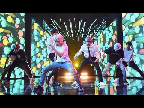(171118) BTS at AMA's - BACKSTAGE AND REHEARSAL