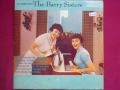 The Barry Sisters - Vyoch Toch Toch (Yiddish Swing ...