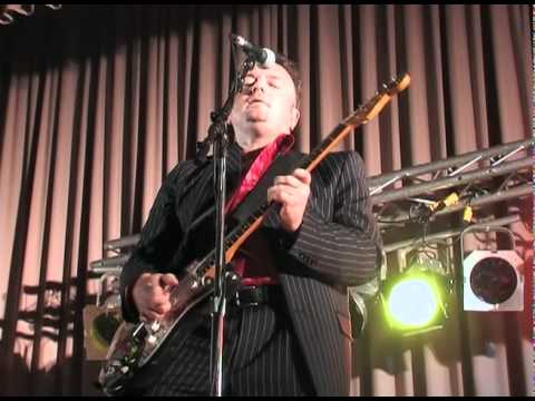 David Gogo - Hoochie Coochie Man - Canal Bank Shuffle 2010