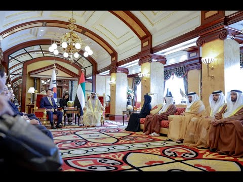 His Highness Sheikh Mohammed bin Rashid Al Maktoum - Mohammed bin Rashid meets with the President of South Korea