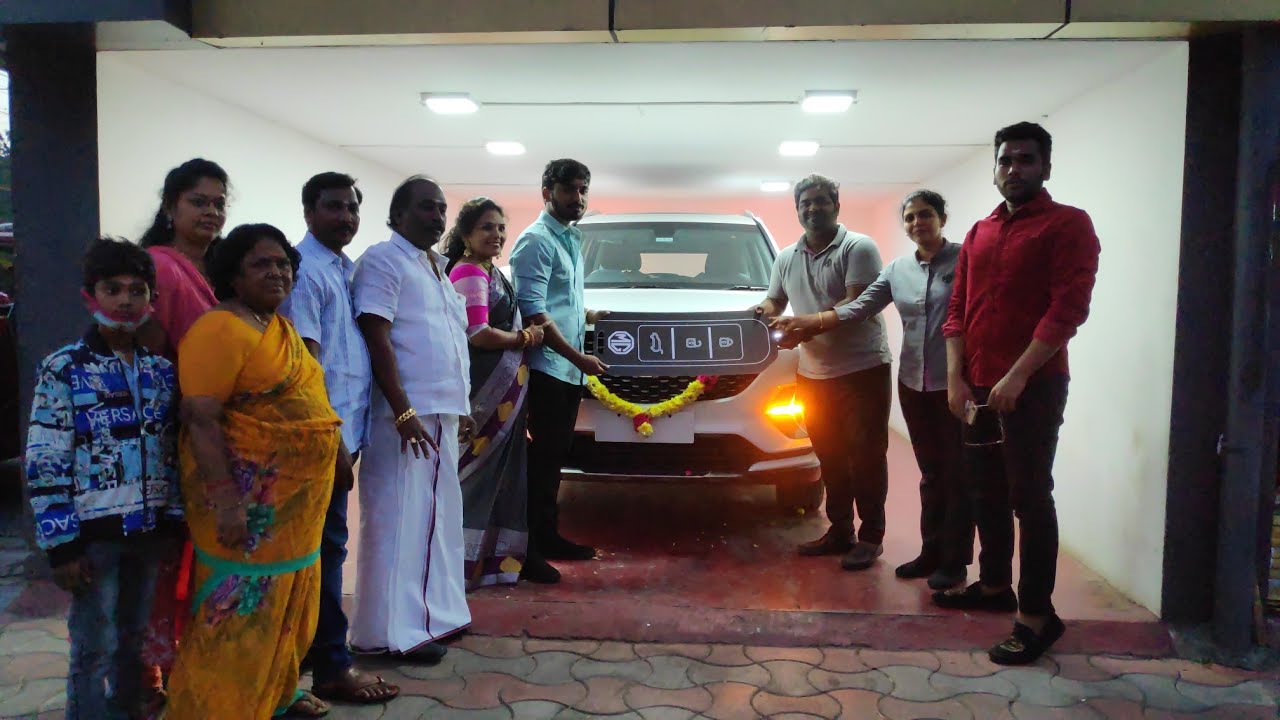 All New MG Hector PLUS | Showroom Delivery Video | Birthday Cake Cutting and Car Puja
