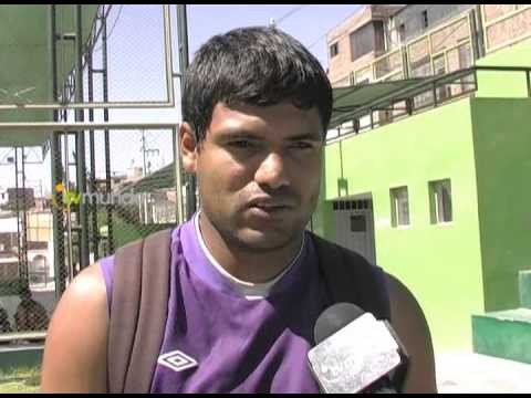 Copa Perú - EL buen momento de Diego Escuza con Cariocos - Tvmundo Deportes 2014