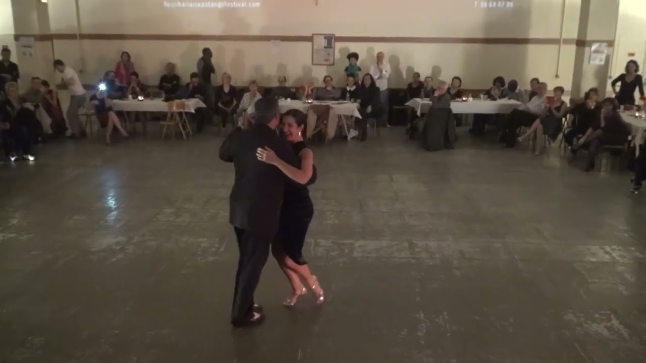 Video thumbnail for Sandra Messina & Ricardo Calvo: "Lejos de ti" @ Crypte des Abbesses Parijs