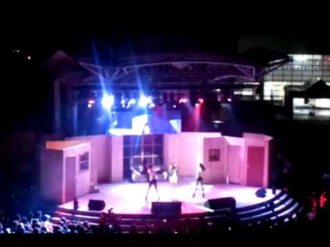 G.NA _ Black & White