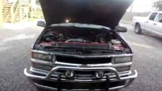 preview picture of video 'Chevy 6.5L Turbo Diesel Idle Walk Around.AVI'
