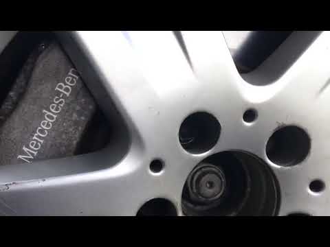 Remove 36mm axle nut Mercedes ML320 ML500