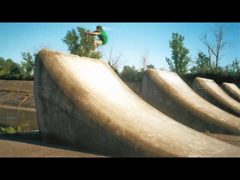 Place Presents: BAMBULE - DONT WÖRRY