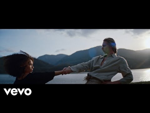 MezzoSangue - Dopo l'Aurora (Official Video)