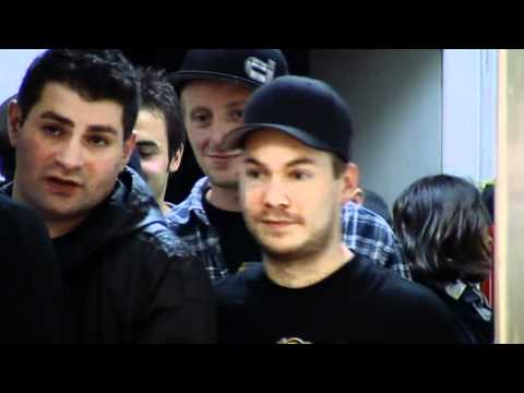 Boshi San gibt ein Guerillagig