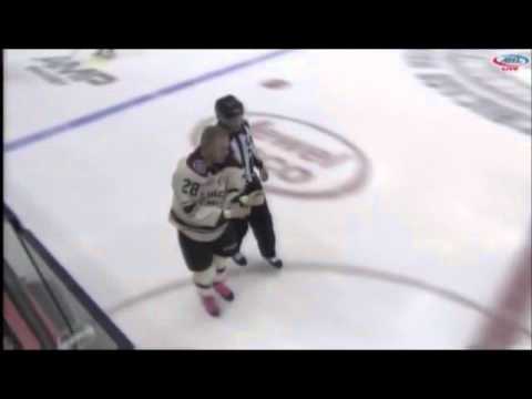 Kyle Hagel vs Jacob Doty