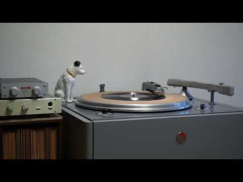 Old Fashioned Love / Mezz Mezzrow and his Orchestra