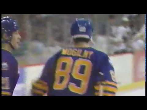 Alexander Mogilny Goal - Sabres vs. Bruins, 3/8/90