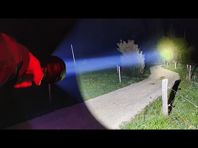 شراء كشاف Acebeam K65 - صياد نجد