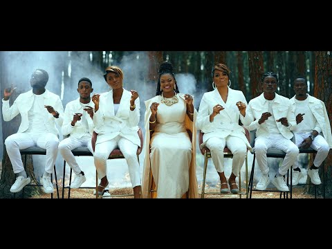 Deborah Lukalu et les artistes Maajabu - PAMOJA