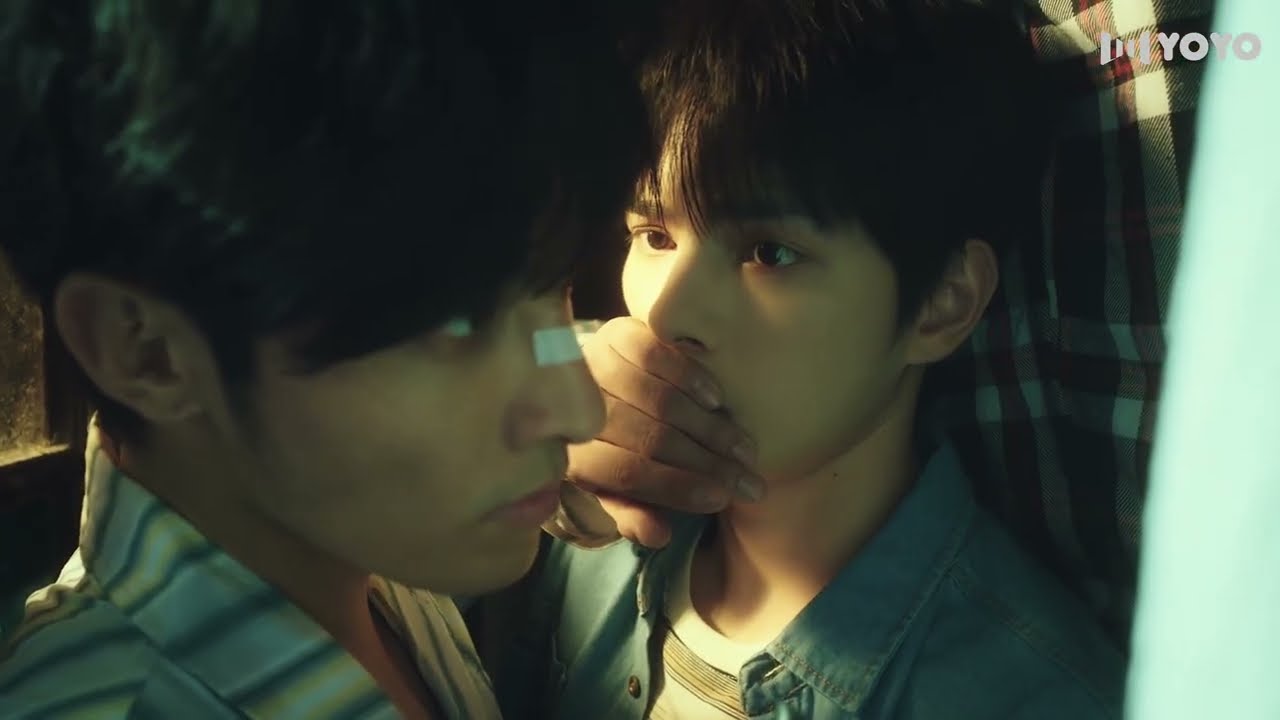 【CLIP】silencio! Observemos atrapados | Mafioso Enamorado #BL