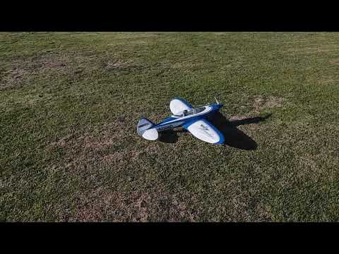 Kiting the Commander mPd in 13+ mph winds with gusts over 20.  And a decent landing.