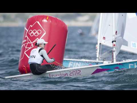 Imagine yourself as an elegant actress