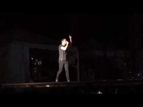 Her diamonds Rob Thomas 1