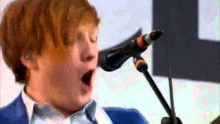 cigarettes in the theatre live - two door cinema club - glastonbury