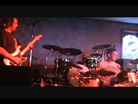 Gus Lambros & Electric Mud - Champagne & Reefer - Canal House 5-24-2011 .wmv