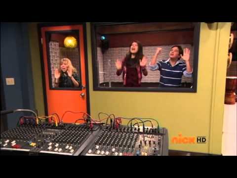 iPsycho Nora vs Gibby