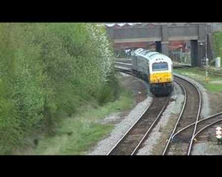 67014 and 67012 on 1J82, 13:17, London Marylebone - Wrexham