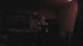 Raimee at Klondike Cafe: "Windswept" (11-06-09)