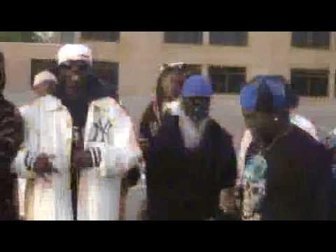 hOOD nIGGA - Young DEV Feat. Genzo Denado