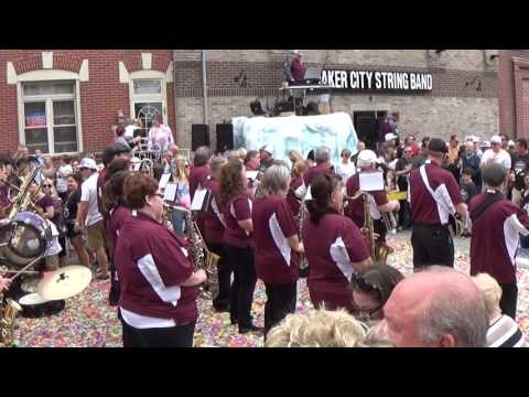2017 QCSB Serenade - Duffy String Band - Somewhere Beyond the Sea
