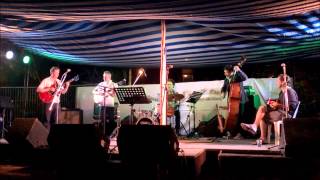 Ben Hauptmann & Mike Price at the Magnetic Island Jazz Party
