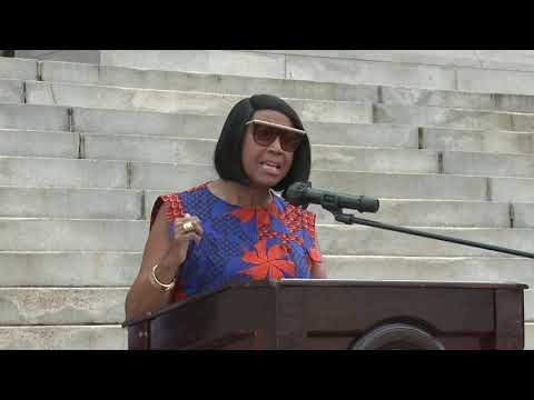 Kenneth Gibson Statue Newark