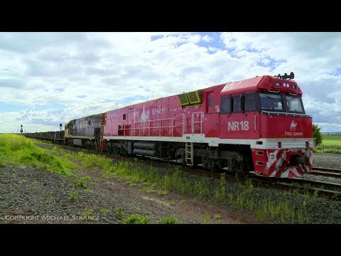 4PM4 Steel Wagons & Containers - PoathTV Australian Trains & Railways