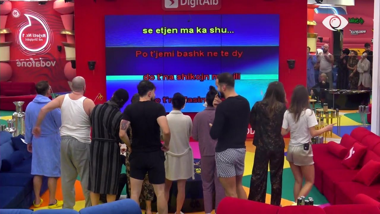 Nis sfida “Karaoke”/ Banorët zgjohen dhe këndojnë