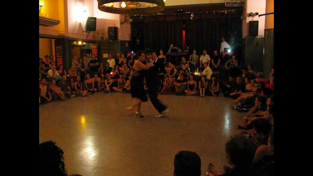 JULIO BALMACEDA y CORINA DE LA ROSA en Viva La Pepa! milonga (3/4)