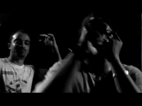 Ualax Mc e Dmaua Mc - Freestyle + O Rap é a Matéria (Espaço Enraizados)