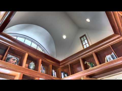 348 Village St, Millis MA - Robin Spangenberg - Tel 508-277-4144