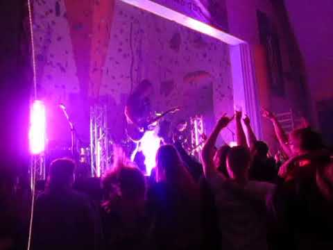 Alkehol - Zmaštěnej (live - Děčín 26.1.2018)