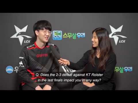 Griffin Viper discusses where he learned English, challenges NA V1per for a Garen 1v1 | Ashley Kang