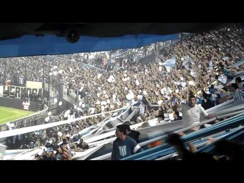 "No me arrepiento de este amor ! Racing" Barra: La Guardia Imperial • Club: Racing Club