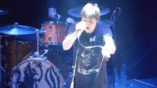 Grimskunk - America Sucks/Silverhead (Live in Montreal)