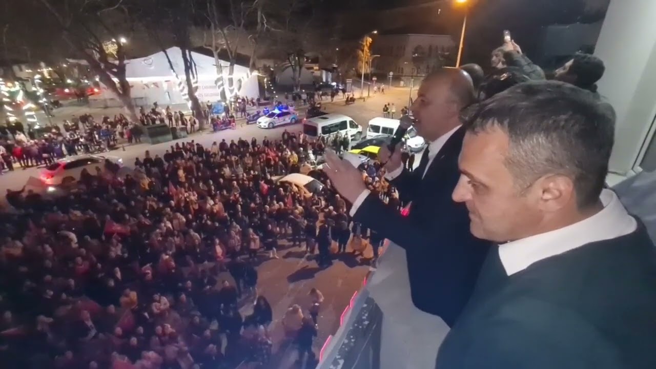 Metin Gürbüz seçim zaferi ardından balkon konuşması yaptı