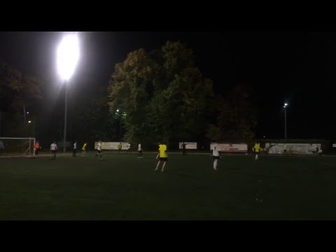 17.10 Persona DT (żółte) - Olimpia Sępolno (białe)