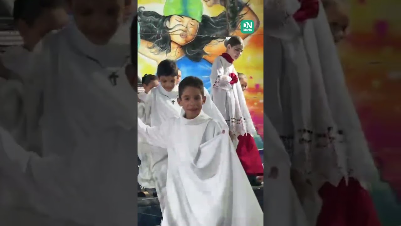 Imagem da notícia Padre e coroinhas se divertem em parque no interior do Ceará: 'Alegria também evangeliza'