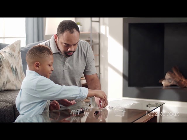 Vídeo relacionado con Toysmith 4M Robot de Mesa, Robot, Pequeño, Unisex, Adolescente, Jóven Adulto, Habilidades de programación y robótica, Robótica, Todas Las Edades
