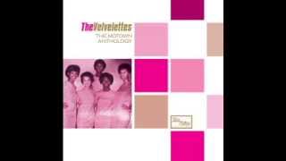 The Velvelettes - Everybody Needs Love