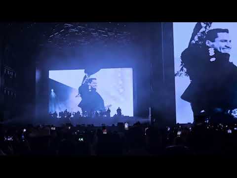 julion alvarez concert