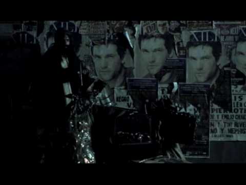 Ricardo Arjona - Tocando Fondo (Video Oficial)