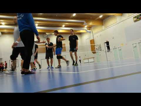 Bombbeballe vs Pyrintö, Erä 3. Miehet KS-lentopallo 2018-2019, ensimmäinen turnaus.